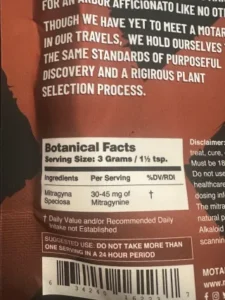 back packaging of motark kratom 